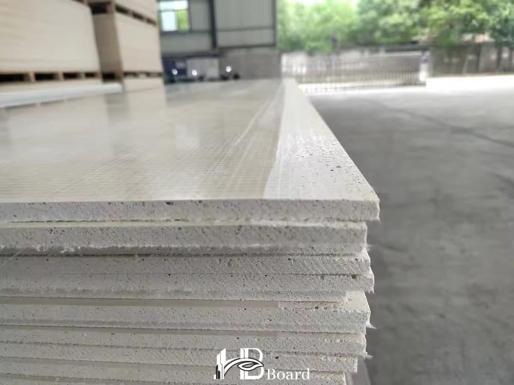 آماده‌سازی پانل MGO برای رنگ‌آمیزی