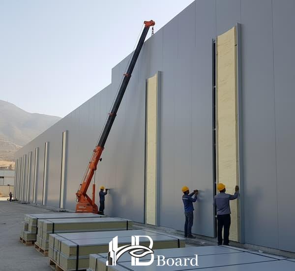 کاربرد ساندویچ پنل در یک ساختمان صنعتی ایرانی-اچ بی
